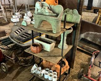 Yard statues and planters