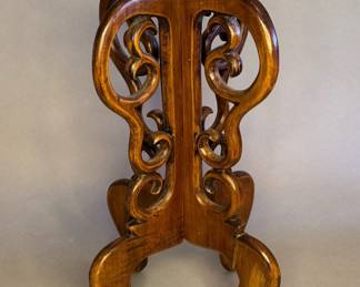 Chinese Cloud Form Hat Stand