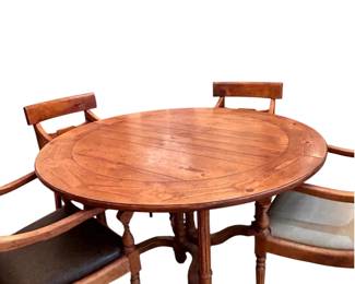 Baker Pine Dining Table with 6 Armchairs and 2 Leaves