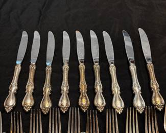 S1 - $2500. 35 pc Towle Sterling Silver Flatware Set. 8 dinner forks, 8 salad forks, 9 dessert spoons, 1 dinner spoon, 9 butter knives. Weight available upon request. 