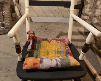 Shabby chic rocker
