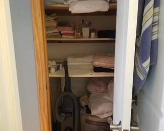 Towels & linens