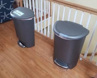 Step trash cans