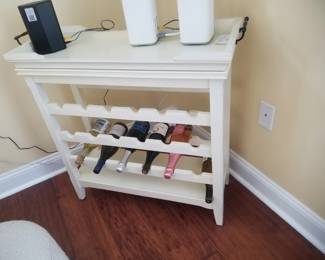 Wine storage table with tray