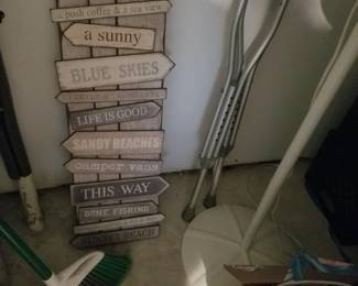 Wayfinding sign