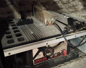 Skillsaw 10" table saw