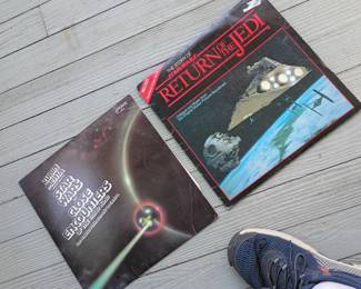 Vinyl records Star wars ,& Close Encounters 