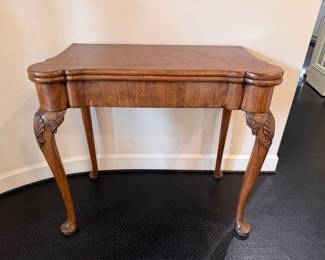  18th century English  flip-top game table with tooled leather top - needs restoration 29"h x 33"w x 29"d 