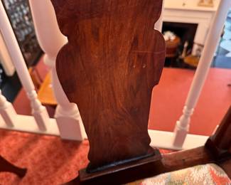 Signed  18th c. Queen Anne mahogany corner chair    32"h  seat height 17"