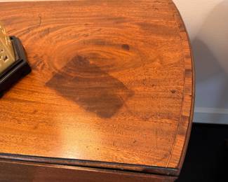 Hepplewhite pembroke table  29"h x 41.5" w 