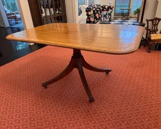 Georgian-style breakfast table 28" x 57" long x 37"w