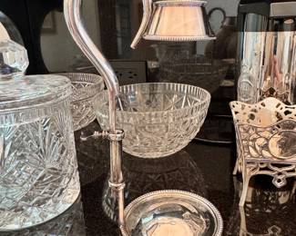 silver-plate wine holder