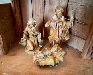Vintage Anri nativity set 