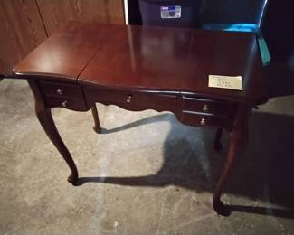 Contemporary Traditional Style Vanity With Folding Top