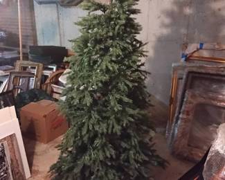 7ft Prelit Christmas Tree