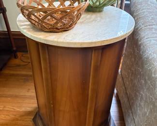 Empire 9000 Royal Grenadier Speakers with Marble Top