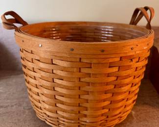 Item #63 - Longaberger 1993 13" Apple Basket