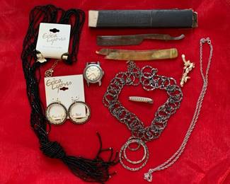 ITEM #181 Jewelry Lot
