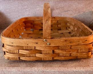 Item #69 - Split Oak 14" Basket