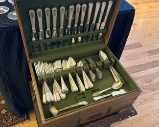 Silverplate flatware service