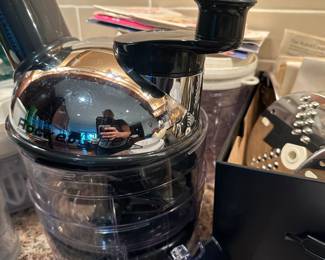 Ice cream maker