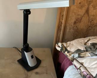Table lamp
