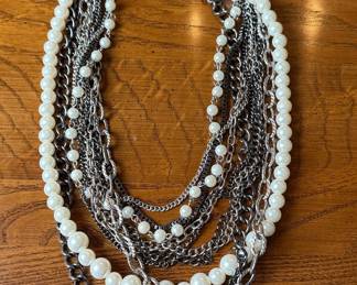 Multi-Strand Faux Pearl and Chain Necklace