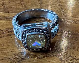 Costume Jewelry Twisted Band Ring with Cushion-Cut Stone