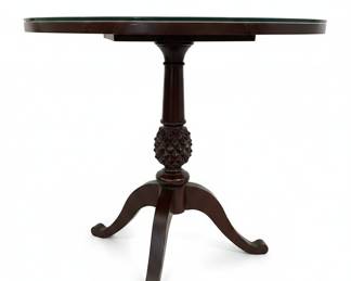Traditional Mahogany Pedestal Accent Tables (Set of 2)