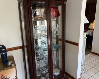 Federal Style Carved Mahogany Mirrored Display Cabinet by Pulaski