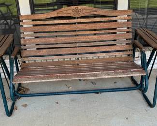 Glider Lawn Chair