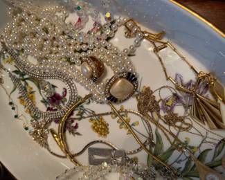 Jewelry Galore, Bursting at the seams