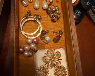 Jewelry Galore, Bursting at the seams