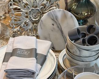 Divitis Home Dinnerware