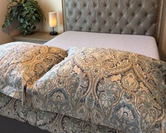 Queen Restoration Hardware Bed Frame-Tufted, 2 Nightstands, Queen Casper Mattress, Quilt Set