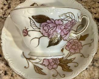 Cup & Saucer