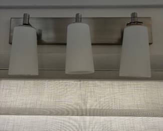 Light fixture