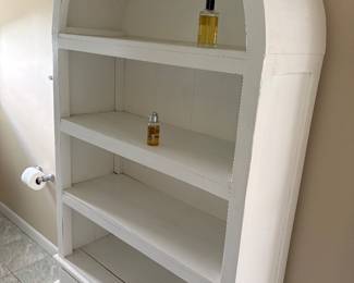 Hutch cabinet