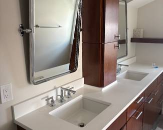 Double vanity