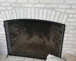 Fireplace screen