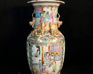 MidCentury Chinese Rose Medallion Vase