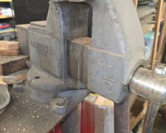 Craftsman vise