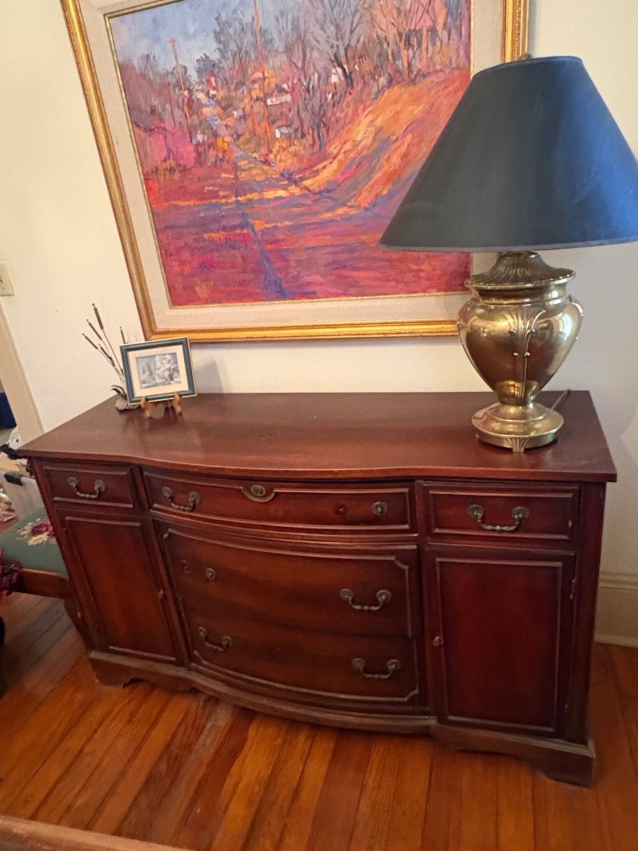 Drexel Heritage Georgian Serpentine Sideboard