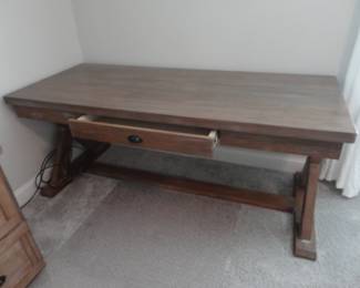 72" W x 30" D x 31" H