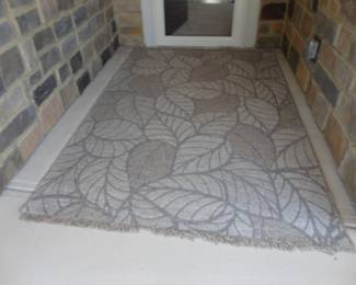 Outdoor rug 5x 7.5