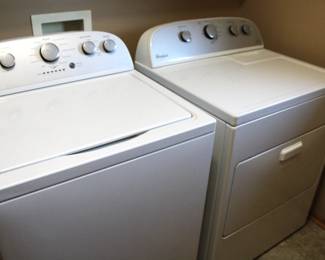 Whirlpool Washer and Dryer Set