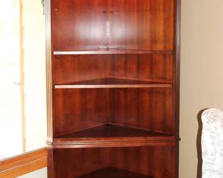 Solid Wood Lighted Corner Cabinet