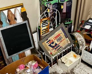 Sale Picture