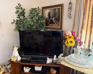 TV