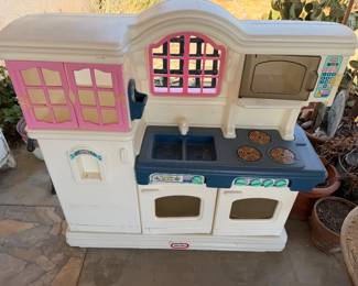 Little Tikes Kids Play Kitchen